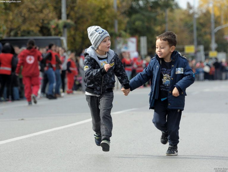 Трка за срећније детињство