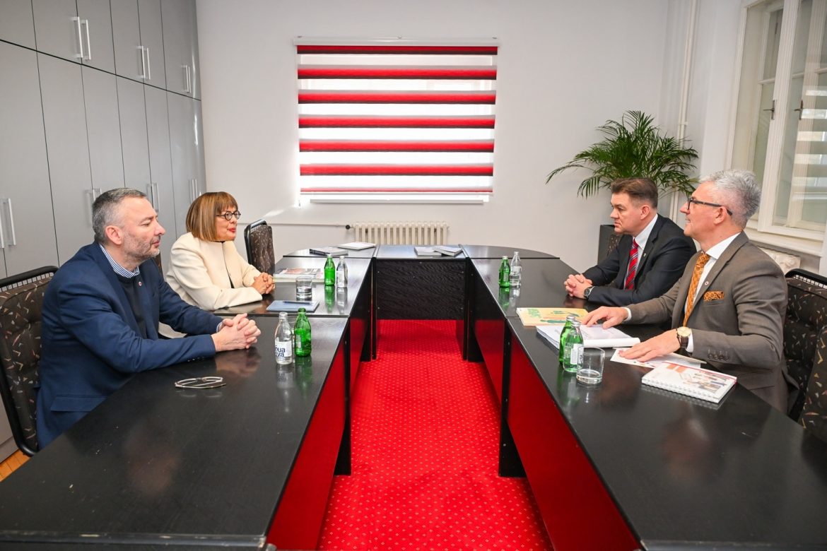 626205341_899081152484054_5439734551953189602_n