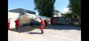 Read more about the article Шатор испред COVID-19 амбуланте