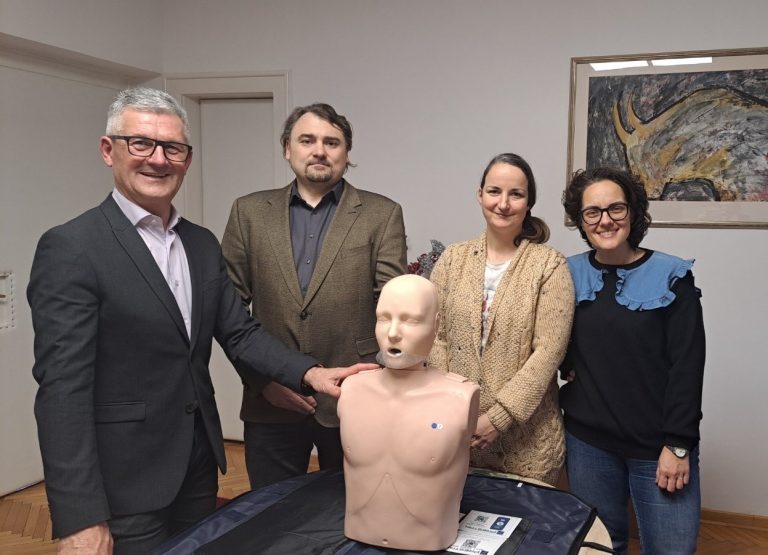 НИС-Нафтагас НТЦ донирао тренажну лутку за реанимацију Црвеном крсту Војводине